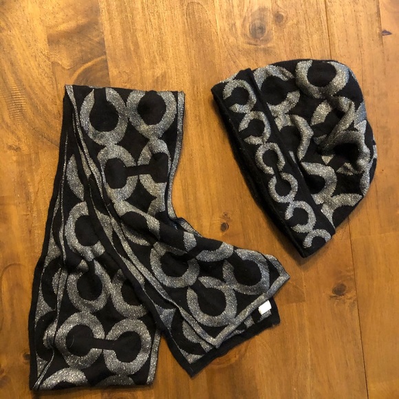 COACH Scarf & Beanie - Picture 1 of 5